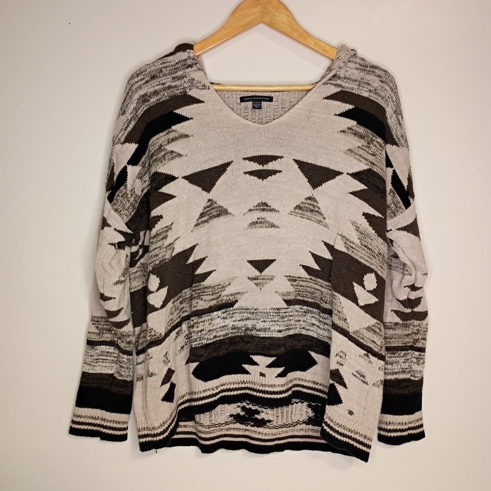 American Eagle Sweater Womens Medium Pullover Southwest Aztec Geometric Hooded - Picture 8 of 8